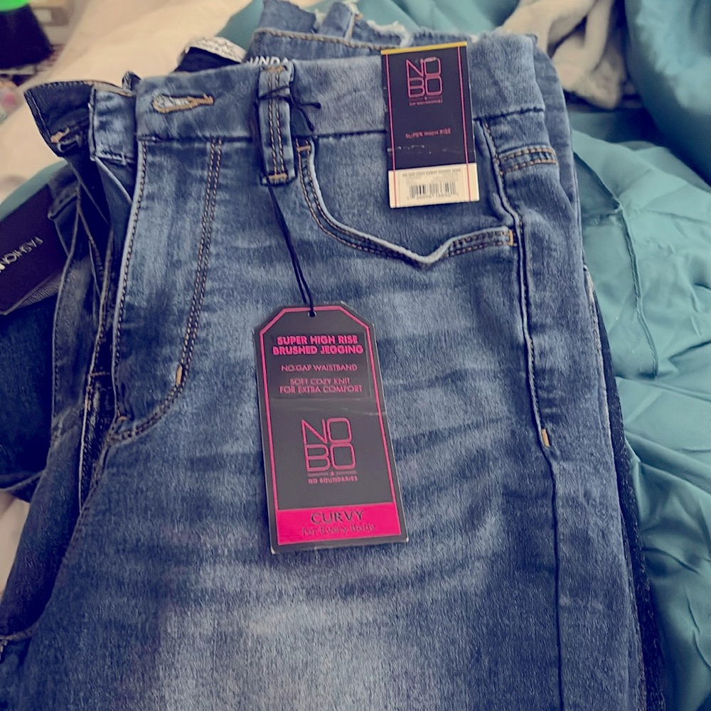 Women’s Skinny Jeans